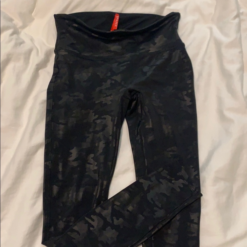 Spanx Size Medium Leggings
